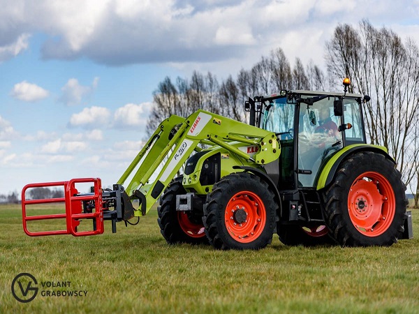 Tractors and agricultural machinery